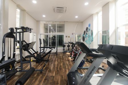 Apartamento à venda com 158m², 3 quartos e 4 vagas Apartamento à venda com 158m², 3 quartos e 4 vagasÁrea Comum