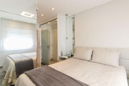 Apartamento à venda com 158m², 3 quartos e 4 vagas Apartamento à venda com 158m², 3 quartos e 4 vagasSuíte 1