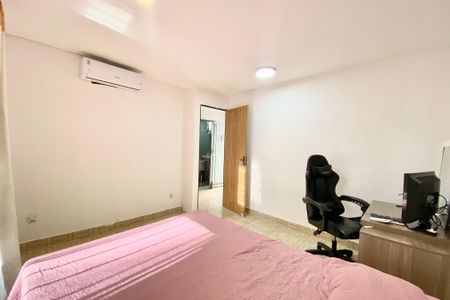 Casa de condomínio para alugar com 216m², 3 quartos e 1 vagaQuarto 1