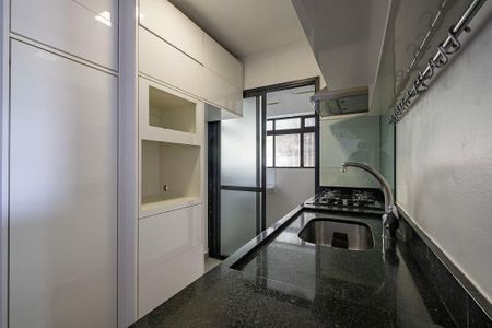 Sala/Cozinha de apartamento para alugar com 2 quartos, 50m² em Sumaré, São Paulo