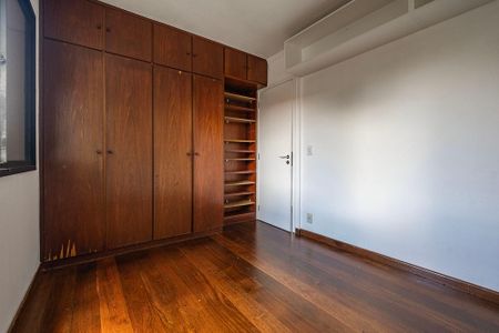 Quarto 1 de apartamento para alugar com 2 quartos, 50m² em Sumaré, São Paulo