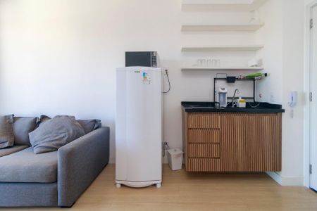 Studio para alugar com 33m², 1 quarto e sem vaga Studio para alugar com 33m², 1 quarto e sem vagaCozinha