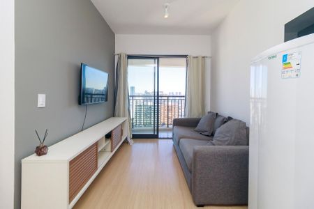 Sala de kitnet/studio para alugar com 1 quarto, 33m² em Santo Amaro, São Paulo
