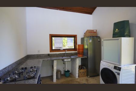 Cozinha de casa para alugar com 1 quarto, 60m² em São João do Rio Vermelho, Florianópolis