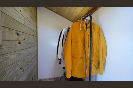 Quarto de casa para alugar com 1 quarto, 60m² em São João do Rio Vermelho, Florianópolis