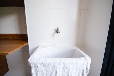 Área de Serviço de apartamento para alugar com 2 quartos, 78m² em Canto do Forte, Praia Grande