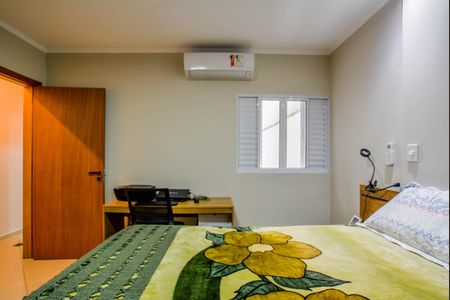 Casa para alugar com 250m², 3 quartos e 4 vagas Casa para alugar com 250m², 3 quartos e 4 vagasQuarto 2