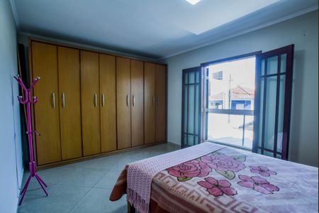 Casa para alugar com 250m², 3 quartos e 4 vagas Casa para alugar com 250m², 3 quartos e 4 vagasQuarto 1