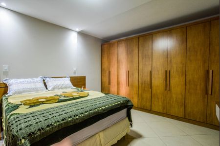 Casa para alugar com 250m², 3 quartos e 4 vagas Casa para alugar com 250m², 3 quartos e 4 vagasQuarto 2