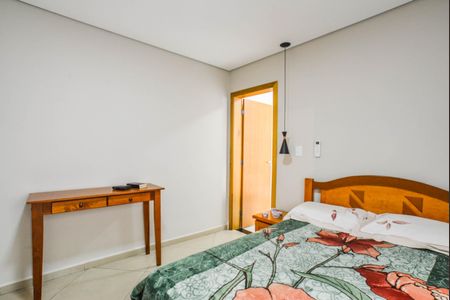 Casa para alugar com 250m², 3 quartos e 4 vagas Casa para alugar com 250m², 3 quartos e 4 vagasQuarto Suíte