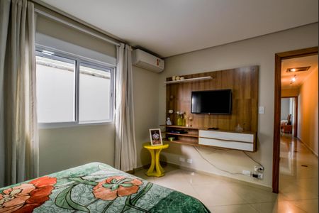 Casa para alugar com 250m², 3 quartos e 4 vagas Casa para alugar com 250m², 3 quartos e 4 vagasQuarto Suíte