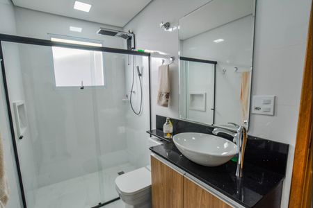 Casa para alugar com 250m², 3 quartos e 4 vagas Casa para alugar com 250m², 3 quartos e 4 vagasBanheiro da Suíte