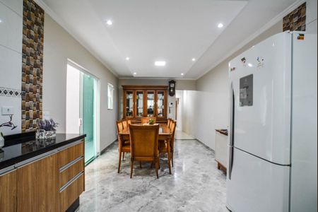 Casa para alugar com 250m², 3 quartos e 4 vagas Casa para alugar com 250m², 3 quartos e 4 vagasCozinha
