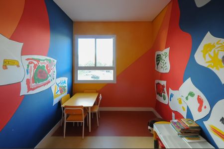 Apartamento à venda com 51m², 2 quartos e 1 vaga Apartamento à venda com 51m², 2 quartos e 1 vagaÁrea comum - brinquedoteca