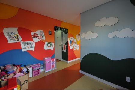 Apartamento à venda com 51m², 2 quartos e 1 vaga Apartamento à venda com 51m², 2 quartos e 1 vagaÁrea comum - brinquedoteca