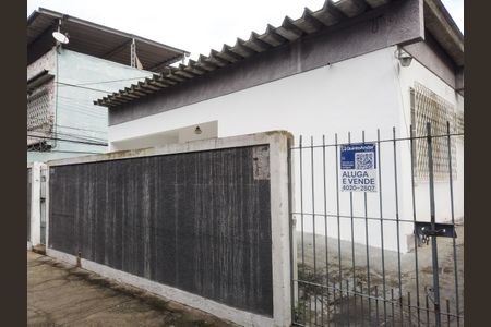 Casa à venda com 160m², 3 quartos e 3 vagasFachada