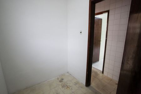 Casa à venda com 160m², 3 quartos e 3 vagasQuarto de Serviço