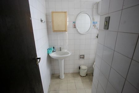 Casa à venda com 160m², 3 quartos e 3 vagasBanheiro de Serviço