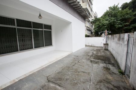 Casa à venda com 160m², 3 quartos e 3 vagasFrente da Casa