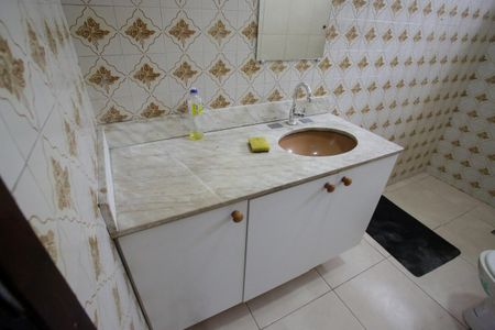 Casa à venda com 160m², 3 quartos e 3 vagasBanheiro da Suíte