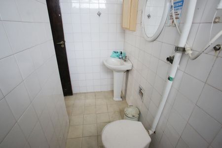 Casa à venda com 160m², 3 quartos e 3 vagasBanheiro de Serviço