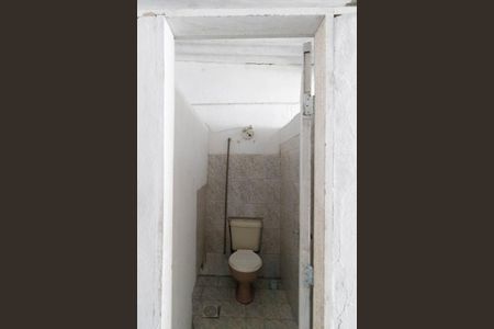 Casa para alugar com 120m², 2 quartos e 6 vagas Casa para alugar com 120m², 2 quartos e 6 vagasBanheiro de serviço