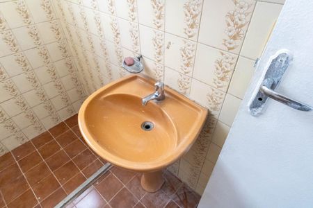 Casa para alugar com 120m², 2 quartos e 6 vagas Casa para alugar com 120m², 2 quartos e 6 vagasBanheiro