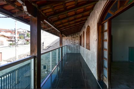 Casa para alugar com 480m², 5 quartos e 4 vagasVaranda