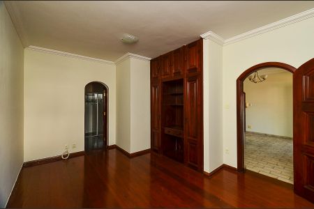 Casa para alugar com 480m², 5 quartos e 4 vagasSuíte 2