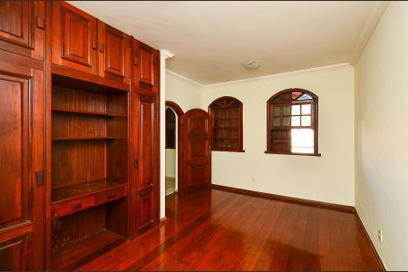Casa para alugar com 480m², 5 quartos e 4 vagasSuíte 2