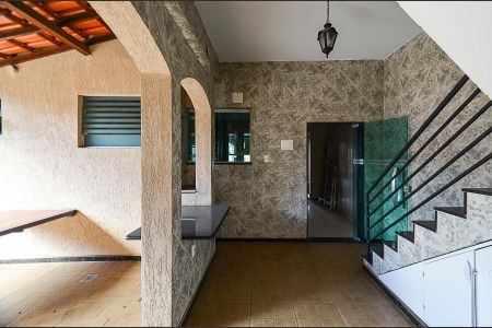 Casa para alugar com 480m², 5 quartos e 4 vagasÁrea externa
