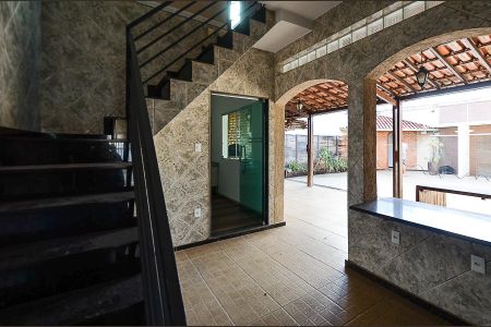 Casa para alugar com 480m², 5 quartos e 4 vagasÁrea externa