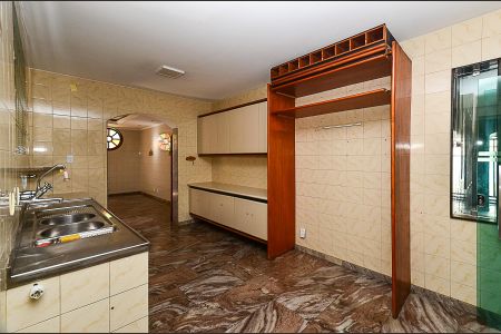 Casa para alugar com 480m², 5 quartos e 4 vagasCozinha