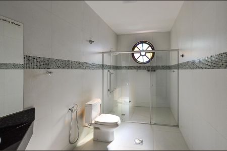 Casa para alugar com 480m², 5 quartos e 4 vagasBanheiro Suíte 2