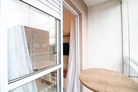 Apartamento para alugar com 28m², 1 quarto e sem vaga Apartamento para alugar com 28m², 1 quarto e sem vagaVaranda