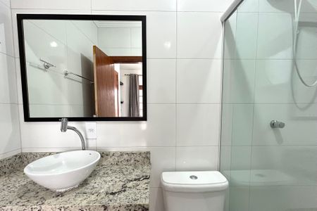 Casa para alugar com 220m², 3 quartos e 3 vagasBanheiro Suíte 1