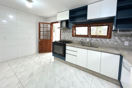 Casa para alugar com 220m², 3 quartos e 3 vagasCozinha