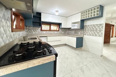 Casa para alugar com 220m², 3 quartos e 3 vagasCozinha