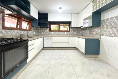 Casa para alugar com 220m², 3 quartos e 3 vagasCozinha