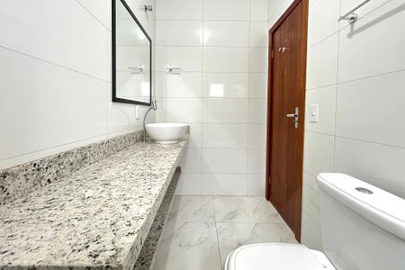 Casa para alugar com 220m², 3 quartos e 3 vagasBanheiro suíte 2