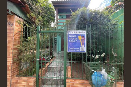 Casa à venda com 120m², 3 quartos e 2 vagas Casa à venda com 120m², 3 quartos e 2 vagasPlaca Cod.COEY-1254