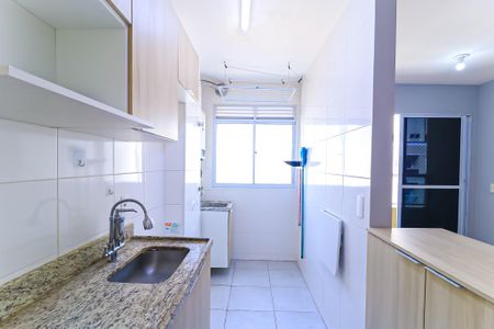 Cozinha de apartamento para alugar com 2 quartos, 45m² em Água Santa, Rio de Janeiro