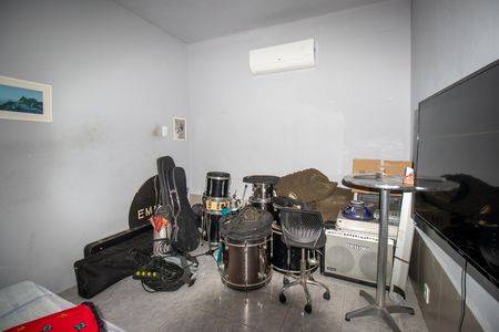 Quarto 1 de casa à venda com 3 quartos, 345m² em Vila Kosmos, Rio de Janeiro