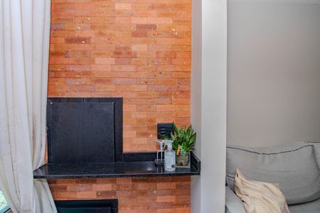 Apartamento para alugar com 49m², 2 quartos e 1 vaga Apartamento para alugar com 49m², 2 quartos e 1 vagaSala - Churrasqueira