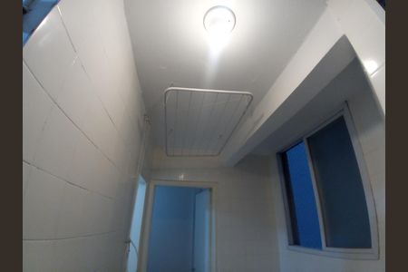 Apartamento à venda com 70m², 3 quartos e 1 vagaÁrea de Serviço