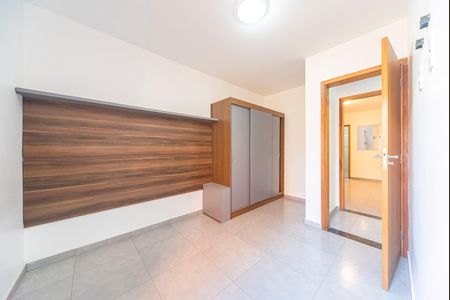 Apartamento para alugar com 115m², 3 quartos e 2 vagas Apartamento para alugar com 115m², 3 quartos e 2 vagasQuarto 2