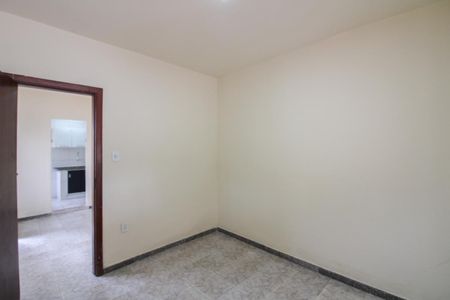 Quarto 1 de casa para alugar com 2 quartos, 38m² em Céu Azul, Belo Horizonte