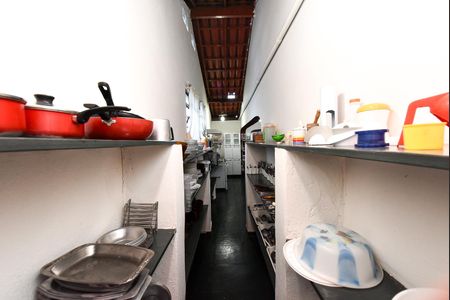 Casa à venda com 1200m², 6 quartos e 2 vagas Casa à venda com 1200m², 6 quartos e 2 vagasÁrea comum