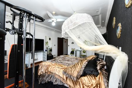 Casa à venda com 1200m², 6 quartos e 2 vagas Casa à venda com 1200m², 6 quartos e 2 vagasSuíte master