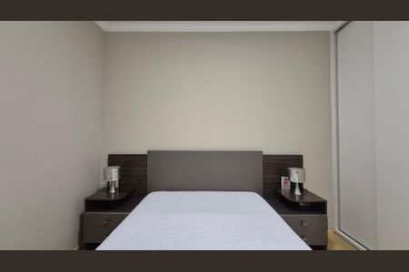 Casa à venda com 104m², 3 quartos e 2 vagasSuíte